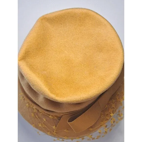 Vtg Glenover Derby Wool Cloche Hat With Netting & Bow Women's Gold Union Made - Picture 3 of 13